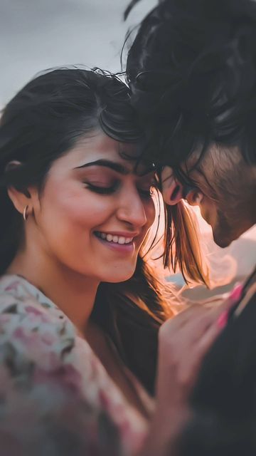 Tum Jo Aaye, Tulsi Kumar, Haldi Ceremony Outfit, Love Pic, Romantic Couple Images, Self Portrait Poses, Best Pose For Photoshoot, Couple Picture Poses, Best Poses For Pictures