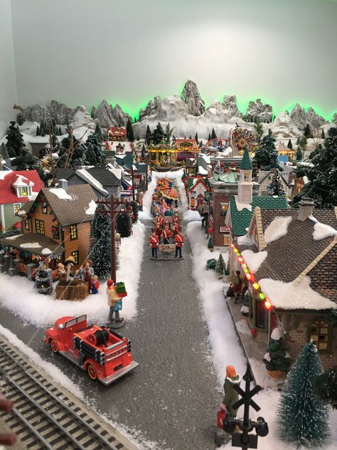 Department 56 Christmas Village, Christmas Tree Village, Lemax Christmas Village, Lemax Christmas, Diy Christmas Village, Christmas Village Display, Village Display, Holiday Village, Snow Village