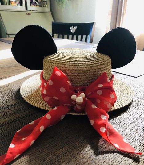 Disneyland Ears, Disney Diy Crafts, Disney Cruise Vacation, Disney Hats, Disney Mouse Ears, Disney Bows, Disneyland Vacation, Disneyland Outfits, Disney Mouse