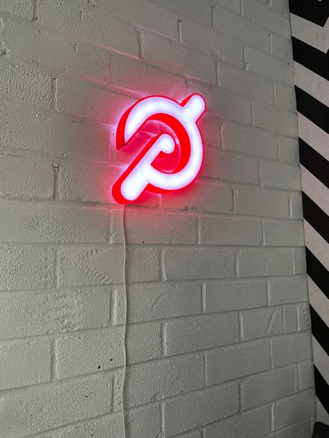 Peloton logo light up sign with wired power and remote. Lights flash in time with tbe music. Peloton Vision Board, Peleton Aesthetic, Peloton Bike Aesthetic, Peloton Logo, Peleton Cycle Aesthetic, Peloton Aesthetic, Peleton Cycle, Vision Board Pics, Peloton Bike