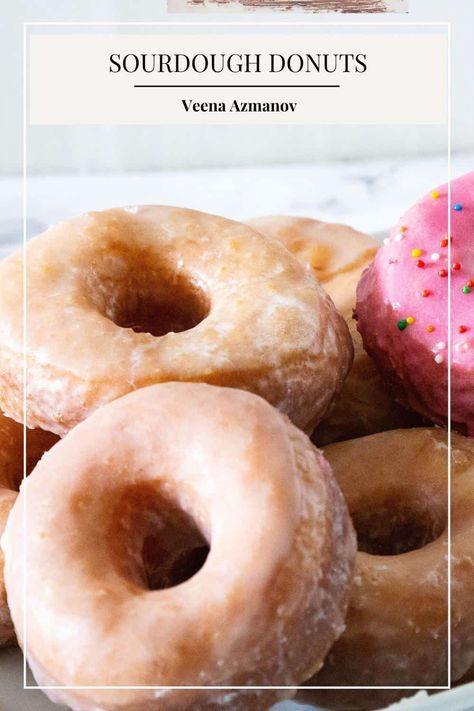 While you can find fresh sourdough donuts at bakeries, you can also make them yourself. Plain sourdough doughnuts are nice, but this recipe offers a twist with three glazes you can choose from. Sourdough Donut Recipe, Recipe Using Sourdough Starter, Donut Filling, Dough Starter, Artisan Breads, Baked Donut Recipes, Chocolate Glazed Donuts, Sourdough Starter Recipe, Sourdough Baking