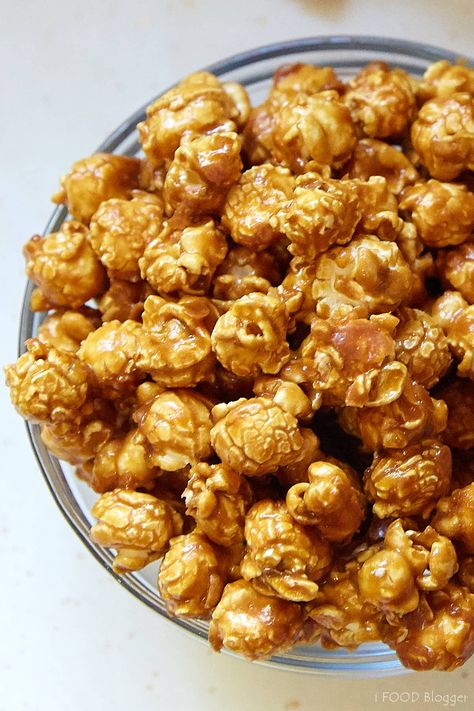 Homemade Carmel Popcorn, Carmel Popcorn Recipe, Asian Cookies, Homemade Caramel Popcorn, Caramel Popcorn Recipe, Vegan Popcorn, Popcorn Recipes Caramel, Popcorn Recipe, Fair Food