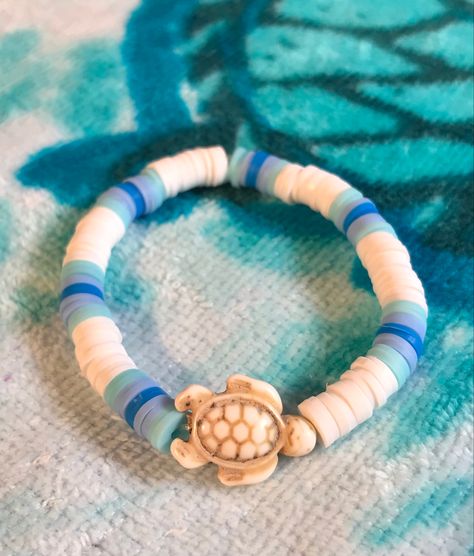 Now available on my Etsy shop! Summer Bracelet Ideas, Bracelets Beach, Salisbury Maryland, Make Clay Beads, Beads Clay, Diy Bracelets With String, Sea Turtle Bracelet, Clay Bead Necklace, Preppy Bracelets