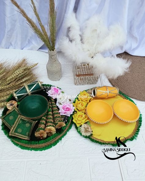 Haldi and mehndi platter combo Dm for order Contact -7905869506 #haldiplatter #haldiplate #haldioutfit #haldijwellery #mehndi #haldi #usa #canada #mehndiplatter #mehndi Haldi Craft Ideas, Haldi Mehndi Platter, Nikah Pens Ideas, Haldi Mehendi Platter, Thal Decoration Ideas, Mehndi Platter Ideas, Mehendi Thali Decor Ideas, Haldi Dish Decoration Ideas, Haldi Platter Ideas