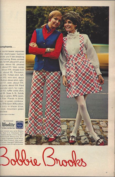 Susan Blakely, Clothes Magazine, Late 60s Fashion, Clothing Ads, Seventeen Magazine Fashion, Vintage Fashion 1960s, Superstar Barbie, Groovy Fashion, Seventies Style