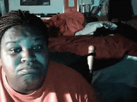 Jump Scare Gif, Jump Scare, Computer Wallpaper Desktop Wallpapers, Prank Videos, Melodrama, Read Image, Reaction Pictures, Horror Movies, Animated Gif