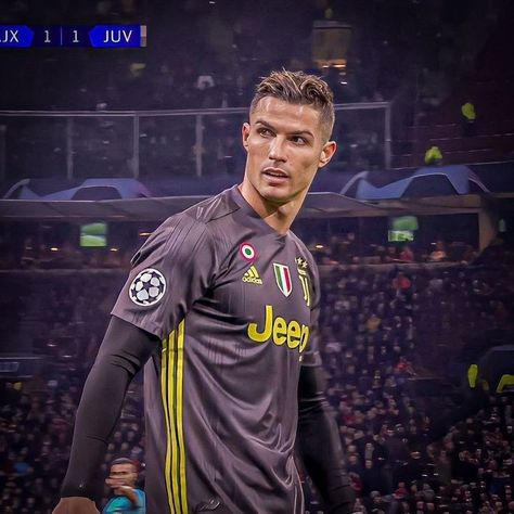 Cr7 Football, Cristiano Ronaldo Juventus, Ronaldo Juventus, Ronaldo Real Madrid, Ronaldo Real, Good Soccer Players, Cristiano Ronaldo 7, Cristiano Ronaldo Cr7, كريستيانو رونالدو