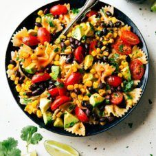 Easy Tex Mex Pasta Salad Tex Mex Pasta Salad, Tex Mex Pasta, New Appetizers, Healthy Green Salads, Appetizers Vegetarian, Greek Tortellini Salad, Cauliflower Potatoes Salad, Tomato Pasta Salad, Corn Pasta