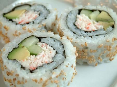 California Crab Rolls (Sushi) Recipe How To Make California Rolls, Crab Rolls, Homemade Sushi, California Roll, Sushi Time, Crab Salad, How To Make Sushi, Seafood Appetizers, Sushi Roll