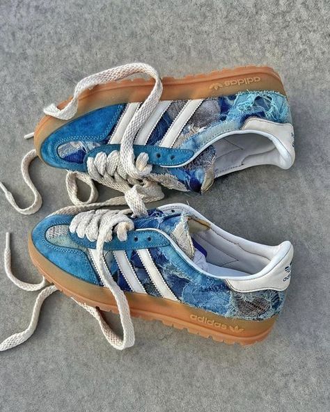 JW CUSTOMS on Instagram: "“Shibori Vibram” Gazelle’s 🧵⚠️ • Base shoe: Adidas Gazelle Indoor Blue • Vibram attached outsoles • Completely exchanged upper made of 30 different fabrics • Each fabric was dyed in the traditional shibori way • Fully replaced puffy tongue with shibori fabric on the upper and calf lining • Creamy leather dye • Flat cord laces from @allabove.store • I am not affiliated or authorized with Adidas or any of their affiliates or partners or officially affiliated in any w Adidas Samba Women, Shoe Adidas, Adidas Gazelle Indoor, Men's Adidas (men), Basket Vintage, Shoes Outfit Fashion, Adidas Shoes Women, Adidas Spezial, Aesthetic Shoes