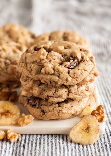 Chocolate chunks, chopped walnuts, and banana chips — once I got the idea in my head to make a cookie version of Ben & Jerry's Chunky Monkey ice cream, I couldn't stop obsessing. With all the ingredients in my cupboard, why prolong the inevitable? Chunky Monkey Ice Cream, Chunky Monkey Cookies, Monkey Cookies, Stop Obsessing, Banana Cookies, Chunky Monkey, Banana Chips, Crinkle Cookies, Chocolate Chunk Cookies