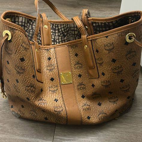 Used mcm bag damaged but still suitable Mcm Bag, Mcm Handbags, Mcm Bags, Handbags, Plus Fashion, Fashion Trends, Closet, Fashion Tips, Clothes Design