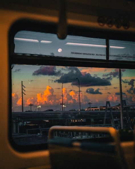 haunted Train Window, Rainbow Sunset, Cloudy Nights, Sunrise Painting, Rainbow Sky, Before Sunrise, Subway Art, Inspirational Wallpapers, Amazing Art Painting