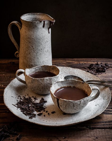 Sipping Chocolate Recipe, Italian Hot Chocolate, Sipping Chocolate, Blackberry Syrup, Chocolate Chili, Recipes To Try, Hot Chocolate Recipes, Chocolate Drinks, Winter Food