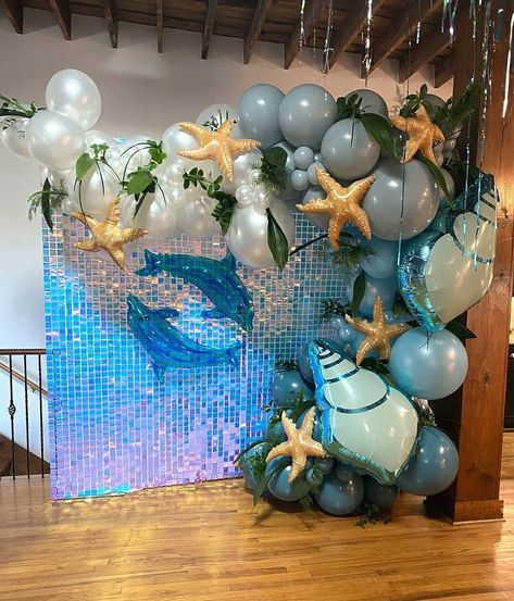 Under The Sea Debut Theme, Quinceanera Beach Theme, Underwater Quinceanera Sea Theme, Birthday Party Sea Theme, Dolphin Party Decorations, Ocean Prom Theme, Coral Theme Party, Ocean Graduation Party, Under The Sea Hoco Theme