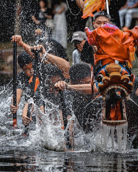 The Dragon Boat Festival, also called the Duanwu Festival, is celebrated on the fifth day of the fifth month according to the Chinese lunar calendar. People always eat rice dumplings and watch dragon boat races to celebrate it. #dragonboatfestival #duanwu #chinesefestival #jonafurniture Chinese Lunar Calendar, Rice Dumplings, Dragon Boating Racing, Vision 2024, Festival Aesthetic, Chinese Festival, Dragon Boat Festival, Lunar Calendar, Dragon Boat