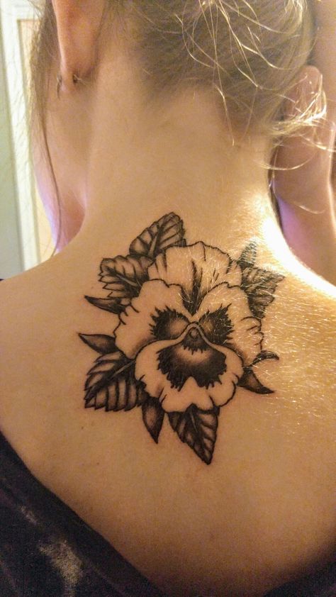 Pansy flower tattoo on the neck black and white Pansies Tattoo Black And White, Pansy Tattoo Black And White, Violet Tattoo Black And White, Pansy Tattoos, Pansy Flower Tattoo, Pansy Parkinson Aesthetic, Parkinson Aesthetic, Tattoo Fillers, Pansy Tattoo