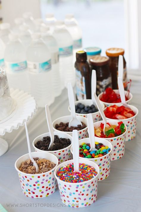 Ice Cream Birthday Party | Ice Cream Sundae Bar Party Ice Cream Bar, Sundae Bar Ideas, Ice Cream Sundae Party, Sundae Party, Party Food Bar, Ice Cream Sundae Bar, Cream Birthday Party, Sundae Bar, Sprinkle Party