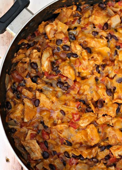 Enchilada Skillet, Chicken Enchilada Skillet, Veggie Meal, Tortilla Strips, Black Bean Enchiladas, Wheat Tortillas, Chicken Skillet, Bean Enchiladas, Six Sisters Stuff