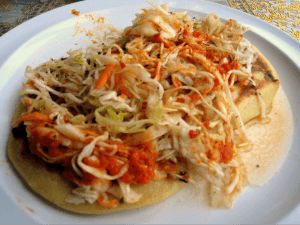 Curtido Para Pupusas Recipe, Pupusas Recipe, Honduras Recipes, Central American Food, Honduras Food, Honduran Recipes, Cabbage Slaw, World Recipes, American Food