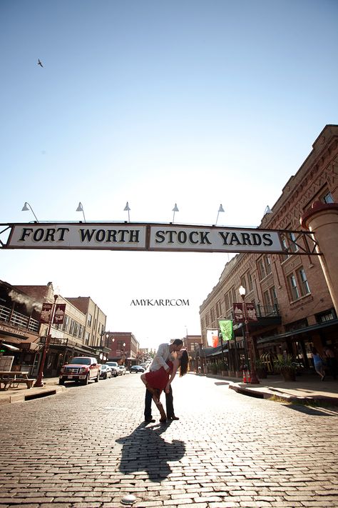 Engagement Frames, Senior Photoshoot Poses, Fort Worth Stockyards, Western Engagement, Modern Wedding Photography, Engagement Locations, Engagement Pics, Wedding Engagement Photos, Dallas Wedding