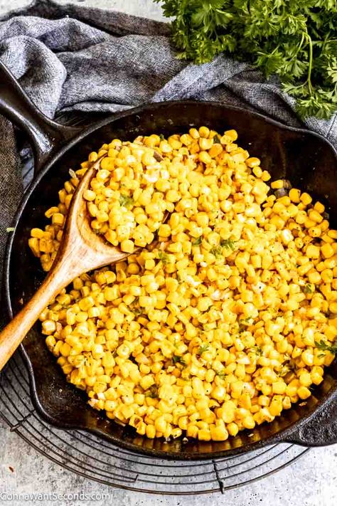 This Southern-inspired skillet corn recipe is the perfect side that can be quickly made with ingredients at hand. #skilletcorn #cornsidedishes Skillet Street Corn, Corn Casserole Paula Deen, Southern Meatloaf, Sweet Corn Casserole, Zucchini Corn Fritters, Turkey Appetizers, Hot Corn Dip, Boneless Beef Short Ribs, Crockpot Pork Tenderloin