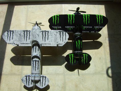 Both Monster Energy plane together. Monster Cans Diy, Monster Room, Pop Tab Crafts, Monster Decorations, Soda Can Crafts, Monster Pictures, Monster Energy Girls, Diy Monsters, Monster Craft