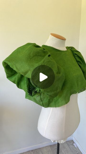 Olivia Hayward ⚡️Slow Fashion on Instagram: "It’s like a shoulder pad- but more fun   Sometimes called a sleeve head, I call it a rugby ball because the folded tulle resembles one🤷🏻‍♀️🤷🏻‍♀️🤷🏻‍♀️  If the tulle is going to be against the skin you can make a little cover baggie for it.   In this instance I’ve sandwiched it in between the layers of silk (wrong sides together) and trimmed and finished the seam with bias binding.   The more structure your tulle has the more puff you will get. You could also use some spare taffeta or organza.   Here for the questions!  Xx O  #sewing #upcycling #slowfashion #oneofakindclothing #madeinaotearoa #sustainablefashion #sewinginspo #ethicalluxe #puffysleeves #puffsleeves #sewingtips #tulle #tullesleevehead #sleevehead" Sewing Upcycling, Sleeve Tutorial, Sleeve Patterns, Rugby Ball, Tulle Sleeves, Bias Binding, Puffy Sleeves, Sleeves Pattern, Sewing Hacks