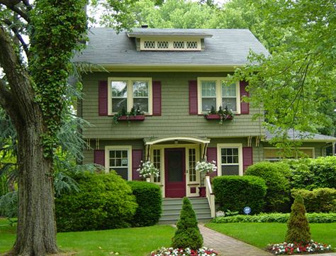 houses painted green                                                                                                                                                                                 More Sage Green House, Green Exterior House Colors, Best Exterior House Paint, Green Siding, Exterior Color Combinations, Red Shutters, Render Architecture, Siding Ideas, Color Combinations Home