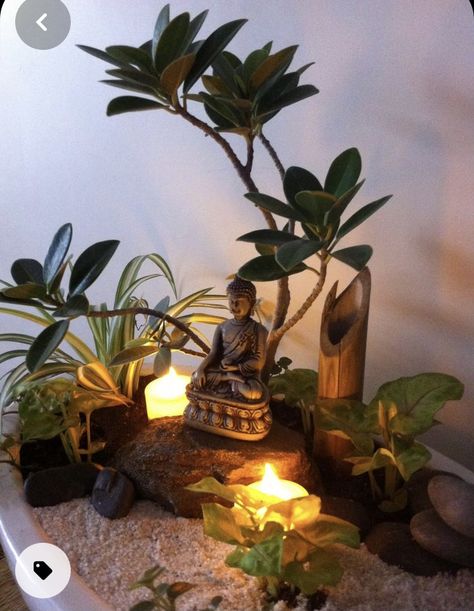 Jardin Zen Interior, Jardin Zen Miniature, Miniature Garden Design, Diy Miniature Garden, Miniature Garden Decor, Buddha Home Decor, Mini Zen Garden, Indian Room Decor, Buddha Garden