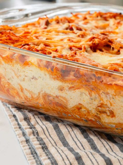 Baked Spaghetti Lasagna | 12 Tomatoes Spaghetti Lasagna Bake Easy, Spaghetti Lasagna Bake, Sauce For Lasagna, Recipes Supper, Community Dinner, Spaghetti Lasagna, Recipe For Spaghetti, Athens Food, Baked Spaghetti Casserole