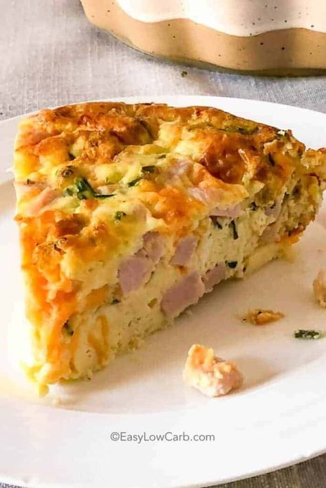 Breakfast Carbs, Grey Food, Cheese Quiche Recipe, Keto Quiche, Ham And Cheese Quiche, Healthy Casserole, Desayuno Keto, Quiche Recipes Easy, Cheese Quiche