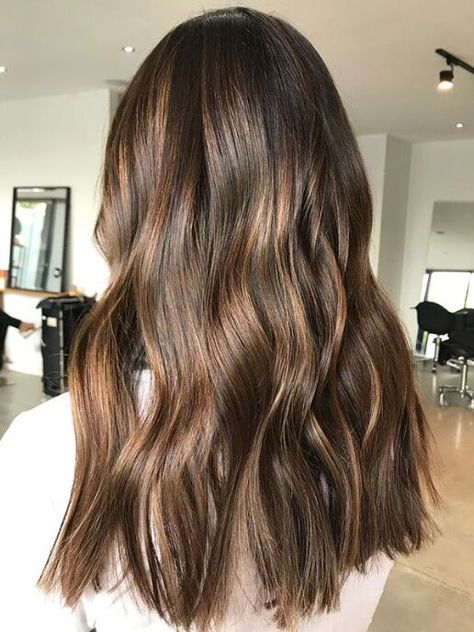 Hair Color Brunettes, Brown Hair Inspo, Brown Hair Balayage, Balayage Brunette, Hair Shades, Tone Hair, Hair Inspiration Color, Hair Inspo Color, Hair Color Trends