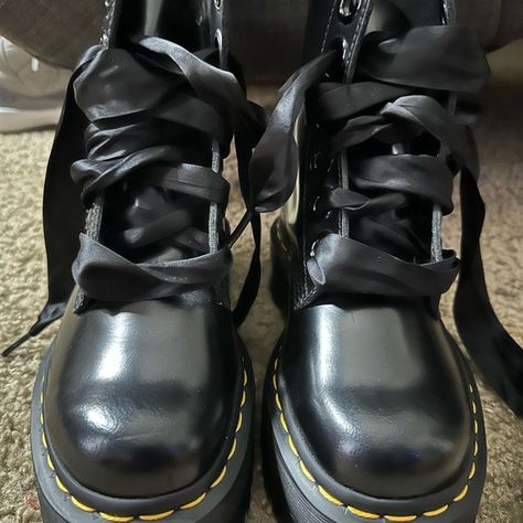 Dr martens black with ribbon laces Platform Dr Martens, N Sneakers, Vday Outfit, Dark Academia Outfit, Doc Martens Boots, Ribbon Laces, Marissa Webb, Dr Martens Black, Lace Outfit