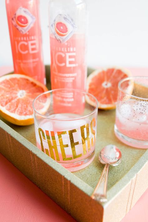 Serving Up A Grapefruit Sparkling Cocktail with Sparkling Ice - Heather Bien Sparkling Ice Cocktails Vodka, Ice Sparkling Water Cocktails, Sparkling Ice Cocktails, Ww Drinks, Sparkling Water Cocktail, Ice Cocktails, Sparkling Water Recipes, Classy Cocktails, Sparkling Cocktails