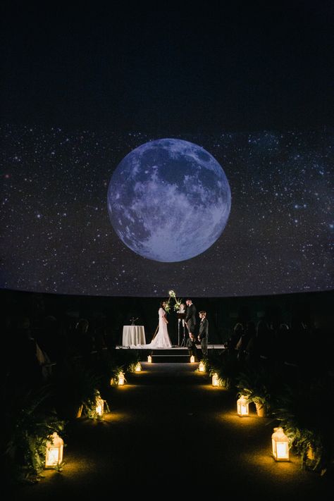 Moon Light Wedding, Planetarium Wedding Ceremony, In The Stars Wedding Theme, Start Night Wedding, Midnight Decorations, Astral Wedding, Space Theme Wedding, Astrological Wedding, Space Wedding Theme