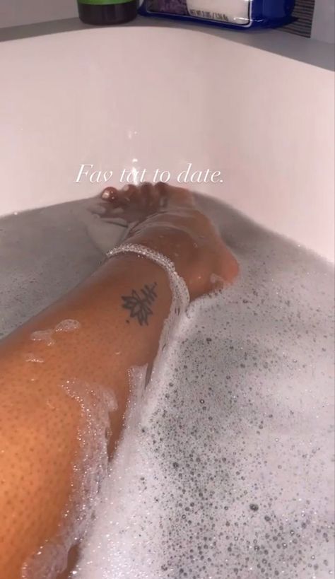 Pinterest: @TRUUBEAUTYS 💧 #PinterestTruubeautys. Small Ankle Tattoo Black Women, Baddie Ankle Tattoos, Ankle Tattoo Black Women, Foot Tattoos For Women Classy, Baddie Tatoos, Feet Tattoos For Women, Classy Tattoos For Women, Side Tattoos Women, Ankle Tattoos For Women