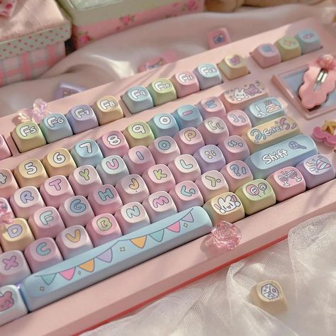 31.8US $ 50% OFF|Colorful Party theme Keycap ROA Profile Gift Cute PBT Keycaps 123 Keys Cute Key Cap Dye Sublimation Mechanical Keyboard Keycap| | - AliExpress Cute Custom Keyboard, Keyboard Keys Art, Aesthetic Keyboards, Keyboard Cute, Fancy Keyboard, Aesthetic Keyboard, Cute Keyboard, Office Wall Colors, Unique Keyboards