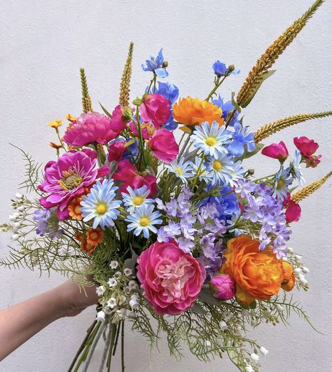 April Bridal Bouquet, Bright Wildflower Wedding Bouquet, Summer Wildflower Bouquet Wedding, Colorful Wedding Flowers Summer, Colourful Flowers Wedding, Bouquet Wedding Summer, Bright Colours Aesthetic, Colourful Wedding Bouquet, Homecoming Flowers Bouquet