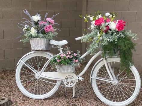 Wheel Barrel Planter, Bike Planter, Bicycle Decor, Bicycle Painting, Garden Workshops, Yard Project, Bicycle Art, House Outside Design, Backyard Projects