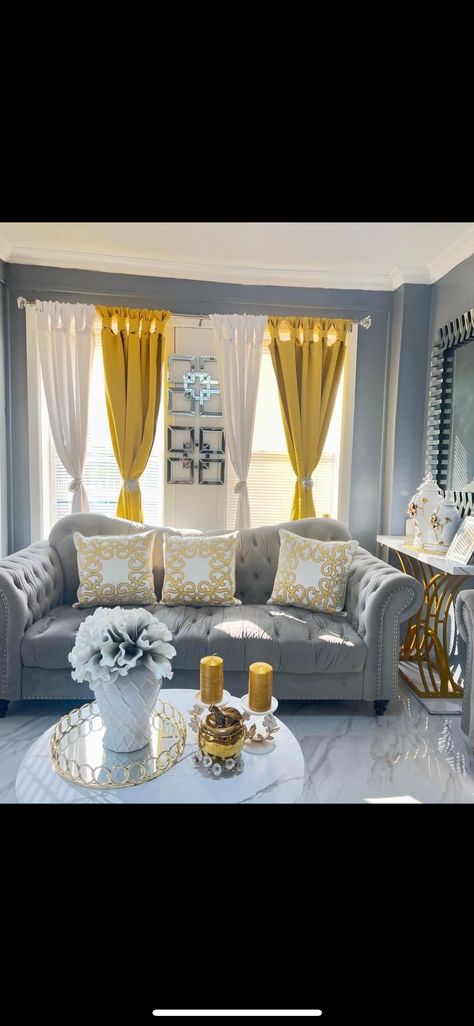 Decorating Yellow Walls, Yellow Aesthetic Living Rooms, Gray And Yellow Living Room, Living Room Decor Yellow, Grey And Yellow Living Room, Yellow Decor Living Room, Silver Living Room, Yellow Wall Decor, Dining Room Decor Modern