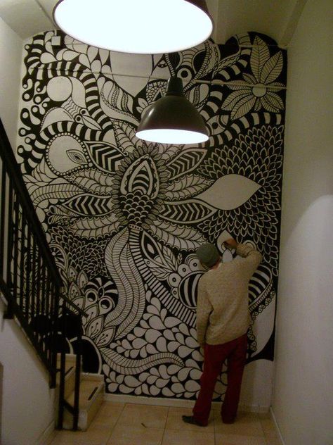 Zentangle Wall - Hostel One Barcelona Wall Drawing Ideas, Tangle Doodle, Zentangle Designs, Doodle Inspiration, White Artwork, Black And White Artwork, Tangle Art, Wall Drawing, Zentangle Drawings