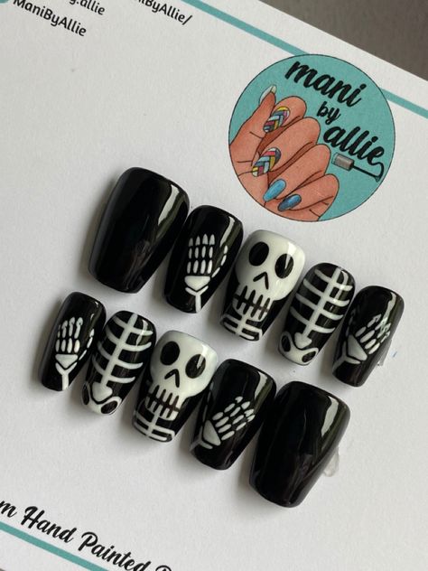 #skeleton #halloween #halloweenideas #halloweennails #halloweencostumeideas #spooky #spooktober #blacknails #blacknaildesigns #blacknurses #october #fallnails #nails #nailart #naildesign #nailideas #nailinspiration #pressonnails #etsyshop #etsyseller Skeleton Nails Easy, Halloween Skeleton Nail Art, Skeleton Nails, Black Nails With Skeleton, Skelton Nails Acrylic, Skeleton Hand Charm Nails, Art Hobbies, Black Nail Designs, Painted Nail Art