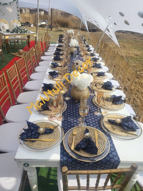 Lobola Decor Ideas Zimbabwe, South African Traditional Wedding Decor, Umemulo Decor, African Traditional Wedding Decoration Table Settings, African Table Settings Ideas, Traditional Wedding Decor Tswana, Umembeso Decor Table Settings, Lobola Decor Ideas, Traditional Lobola Decor