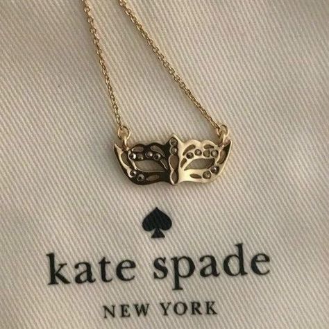 Sophie Beckett, Jewelry Accessories Ideas, Dope Jewelry, Classy Jewelry, Jewelry Lookbook, Fancy Jewelry, Kate Spade Jewelry, Spade Jewelry, Girly Jewelry