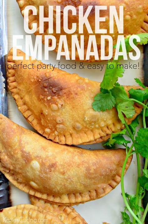 Chicken Empanadas Spanish Chicken Empanadas Recipe, Chicken Empanadas Filling, Chicken And Cheese Empanadas, Chicken Empanadas Recipe Puerto Rican, Chicken Empanadas Recipe, Chicken Empanadas, Empanadas Recipe, Hispanic Food, Cuban Recipes