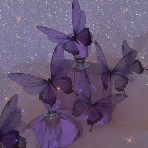 Purple Aesthetic Background, Violet Aesthetic, Purple Vibe, Lavender Aesthetic, Dark Purple Aesthetic, Purple Themes, Take A Screenshot, All Things Purple, The Wallpaper