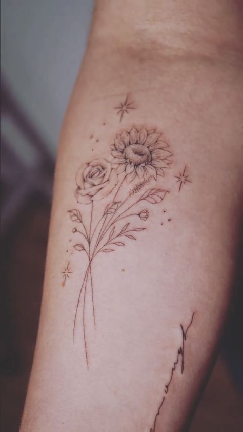 Birth Flower And Constellation Tattoo, Flower And Stars Tattoo Designs, Flowers And Stars Tattoos, Flower And Star Tattoo, 2 Flower Tattoo, Sagittarius Constellation Tattoo, Flower Tats, Cosmos Tattoo, Secret Tattoo