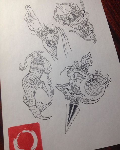 Dragon Claw Drawing, Japanese Dragon Claw, Dragon Claws Drawing Reference, Lucky Dragon Tattoo, Dragon Claws Drawing, Dragon Claw Tattoo, Dragon Hands, Claw Drawing, Traditional Japanese Tattoo Flash