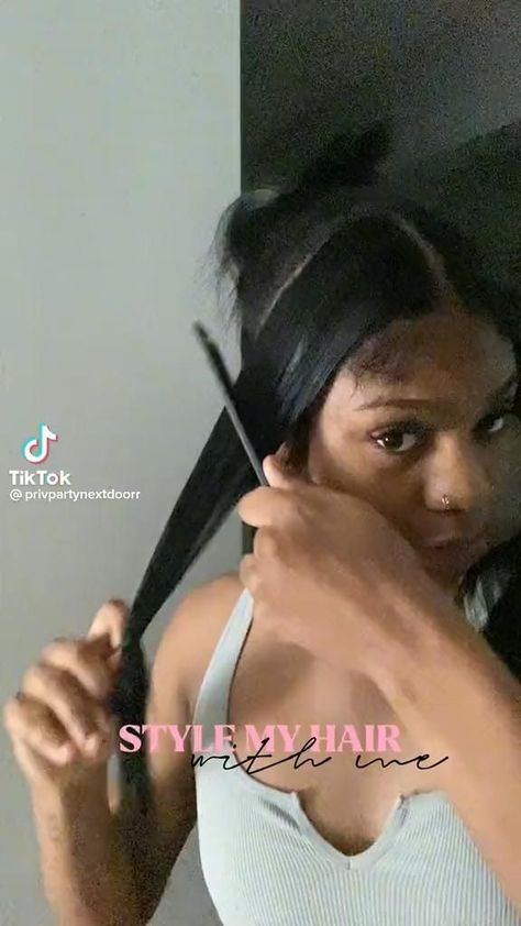 Hairstyle For Straightened Hair, Hairstyle To Do With Straight Hair, Hairstyle For Silk Press Hair, Baddie Natural Straight Hairstyles, Cute Styles For Straight Hair, Ways To Style Your Silk Press, Hairstyles On Straight Hair Black, 4b Straightened Hairstyles, Baddie Silk Press Hairstyle